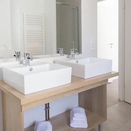 Spacious With A Garden, At 800 M From The Sea فيلة *